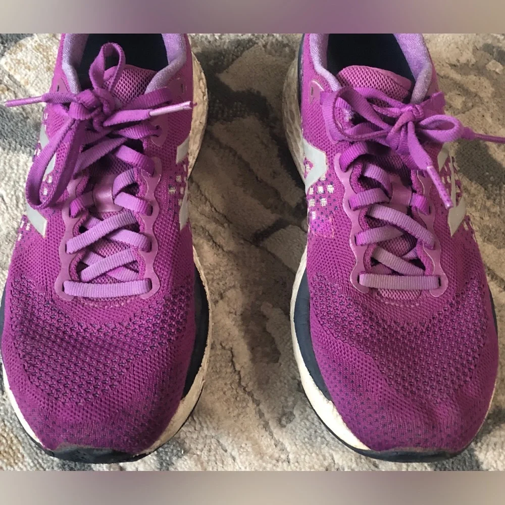 Purple New Balance 880 Running Shoes Fresh Foam size 7.5